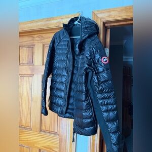 AUTHENTIC & RARE Canada Goose Black Hybridge Lite Slim-Fit Quilted Jacket..